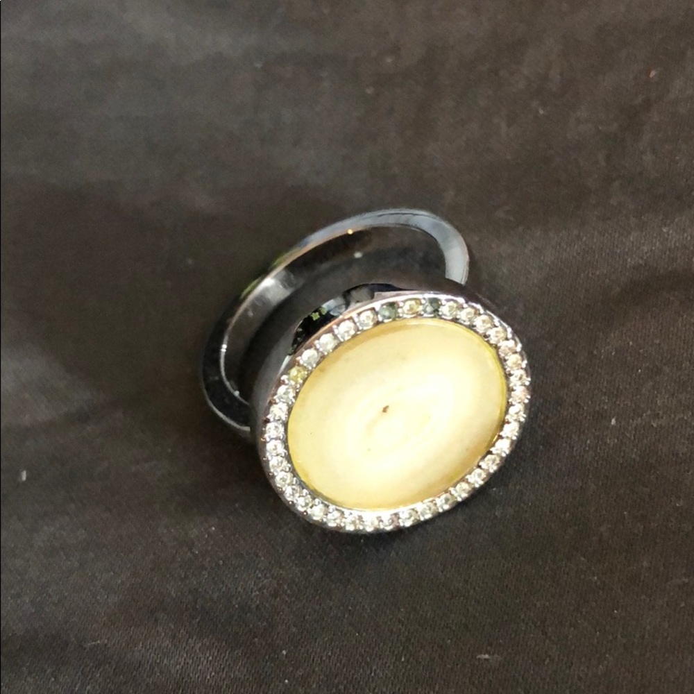 Ring size 9